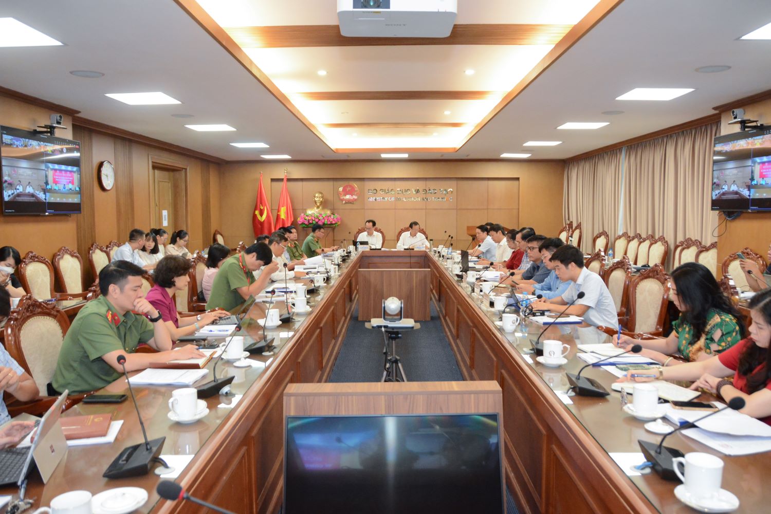 Quang cảnh hội nghị. Quang cảnh hội nghị.