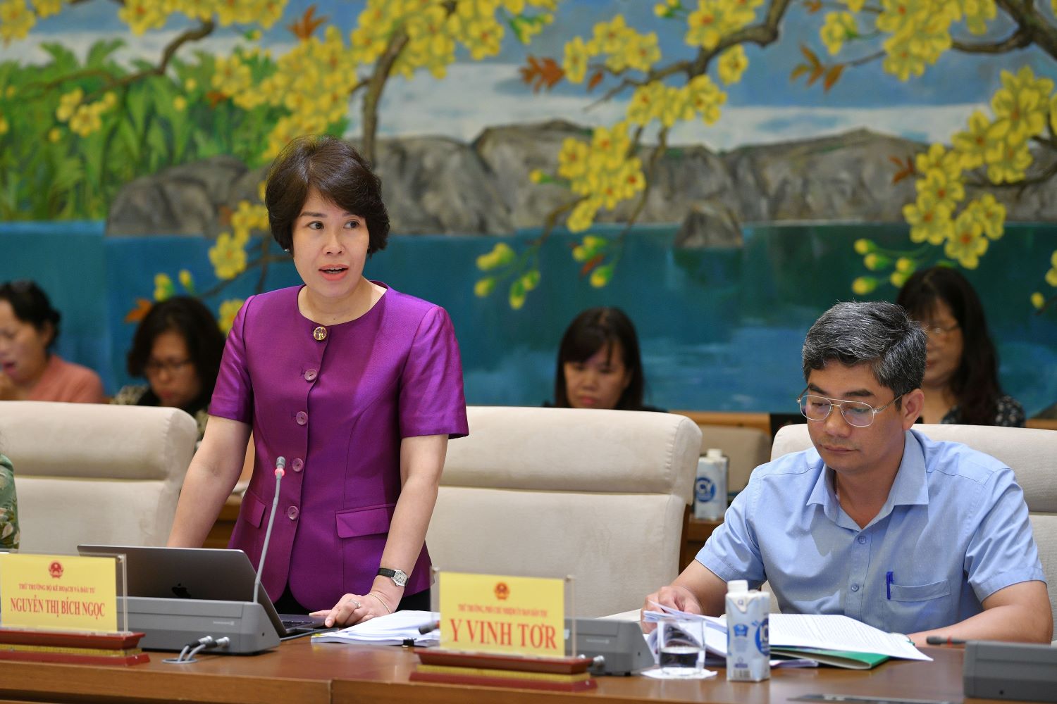 Đại diện các bộ ngành phát biểu.