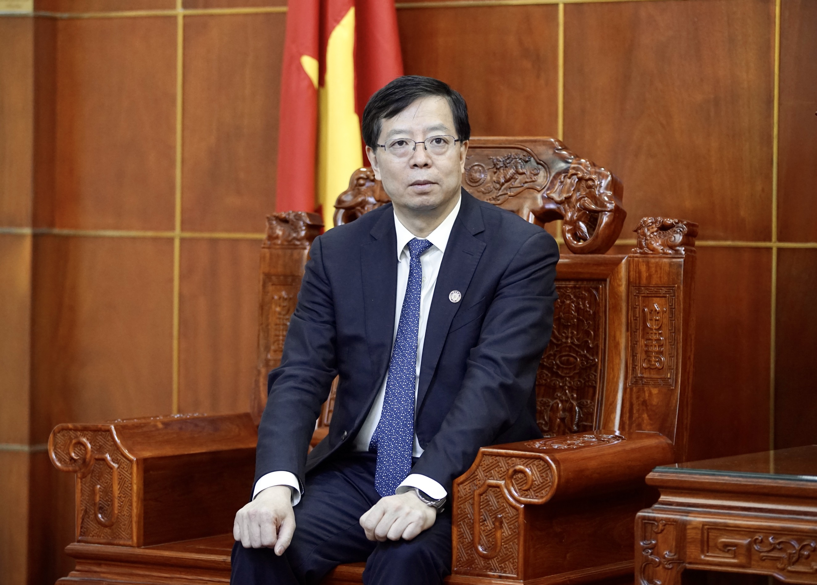GS. Khưu Dũng, Bí thư Đảng ủy, Chủ tịch Hội đồng ĐH Thanh Hoa. GS. Khưu Dũng, Bí thư Đảng ủy, Chủ tịch Hội đồng ĐH Thanh Hoa.