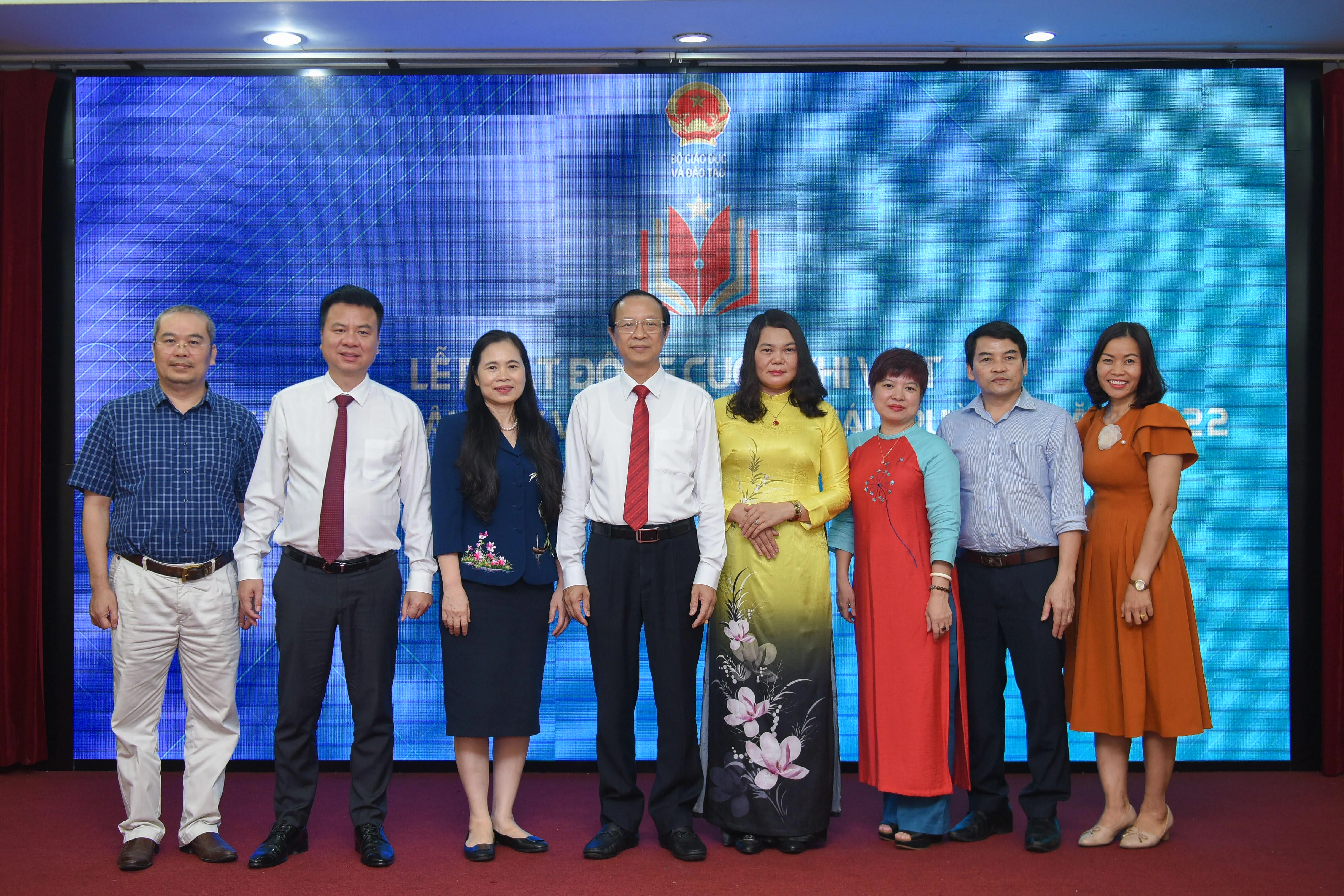 Các đại biểu tham dự lễ phát động.