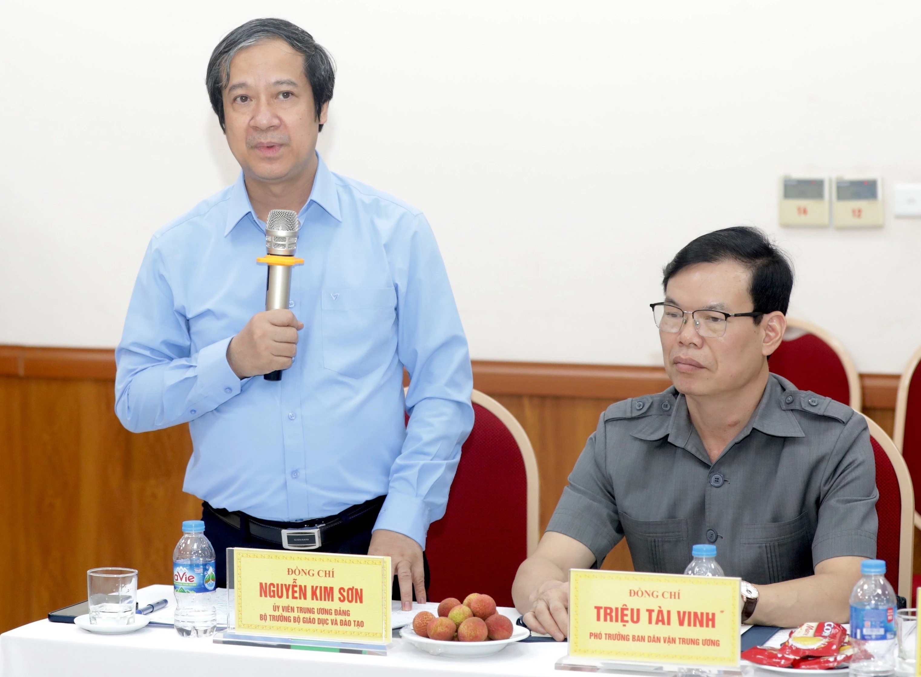 Bộ trưởng Bộ GD&amp;ĐT Nguyễn Kim Sơn phát biểu tại buổi làm việc.