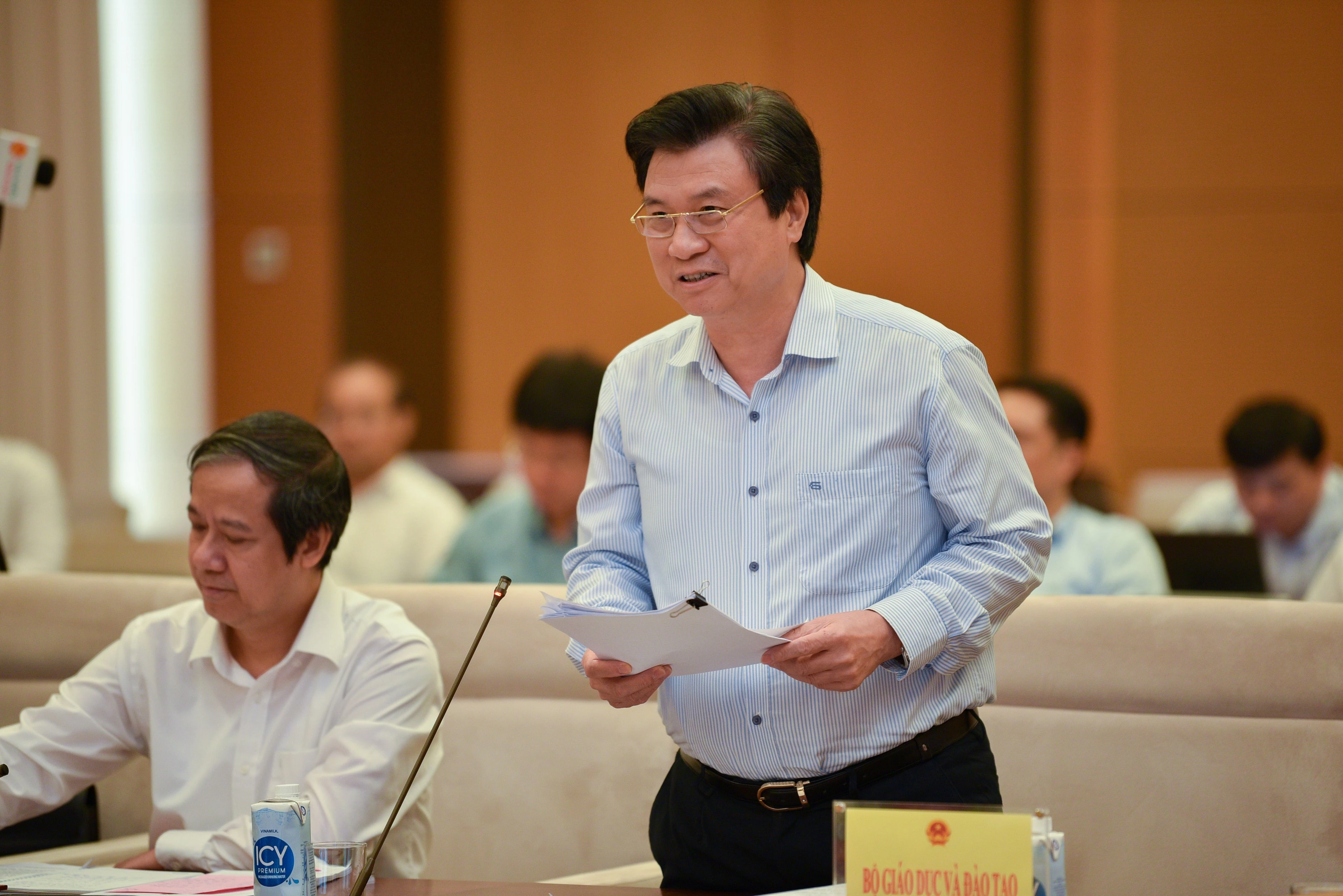 Thứ trưởng Nguyễn Hữu Độ đã báo cáo tóm tắt một số nội dung trao đổi, làm việc với Đoàn giám sát của Quốc hội.