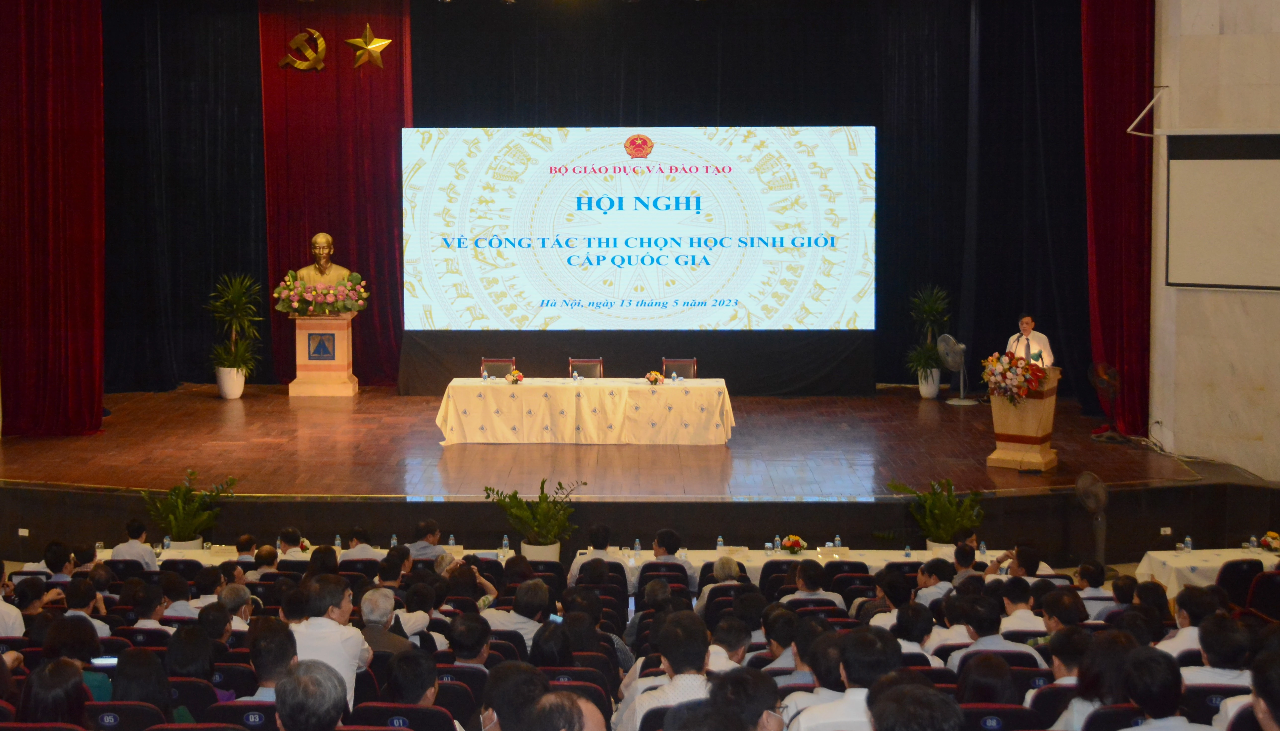 Hội nghị về công tác thi chọn học sinh giỏi quốc gia.