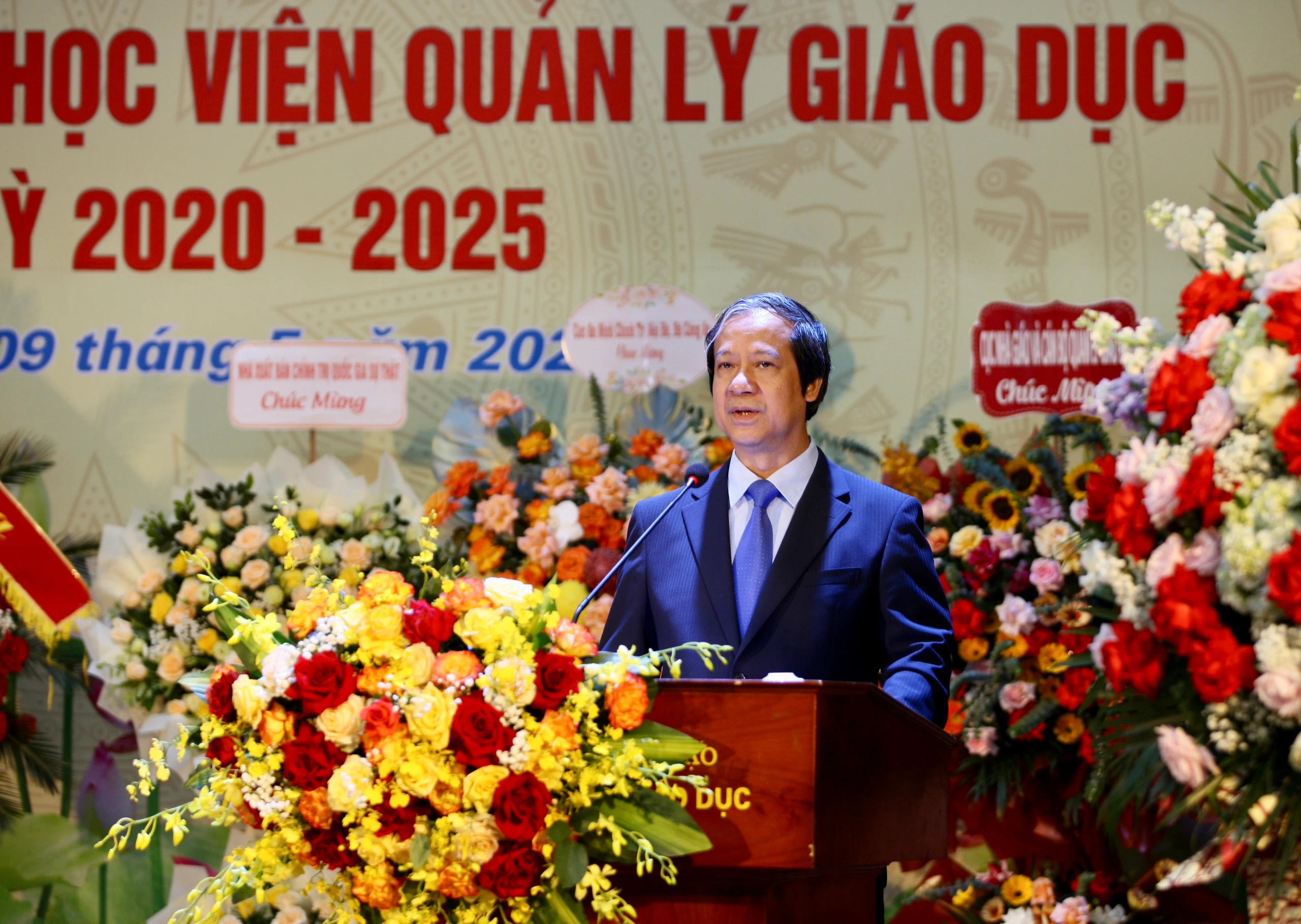 Bộ trưởng Bộ GD&amp;ĐT Nguyễn Kim Sơn phát biểu tại buổi lễ.