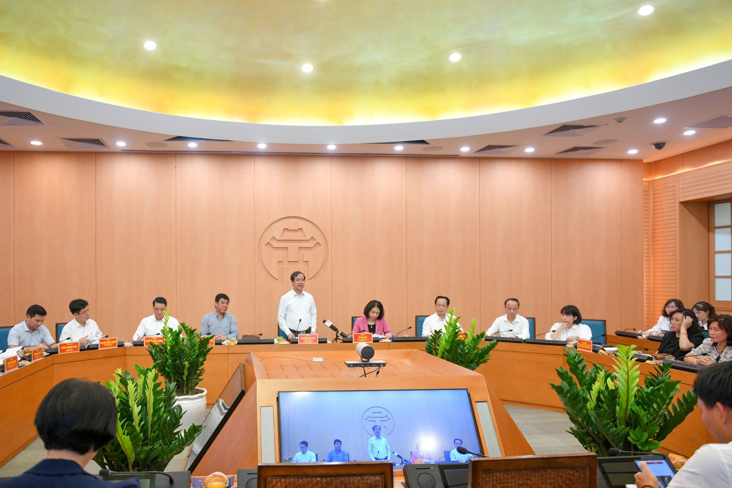 Bộ trưởng Nguyễn Kim Sơn làm việc với Ban Chỉ đạo thi TP.Hà Nội. Bộ trưởng Nguyễn Kim Sơn làm việc với Ban Chỉ đạo thi TP.Hà Nội.