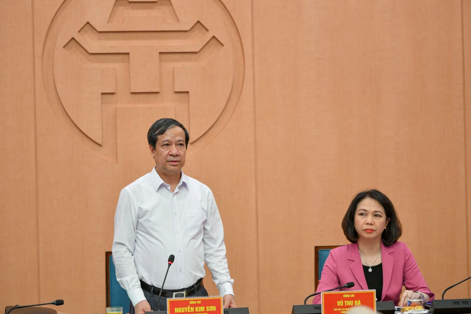 Bộ trưởng Bộ GD&amp;ĐT Nguyễn Kim Sơn phát biểu kết luận buổi làm việc.