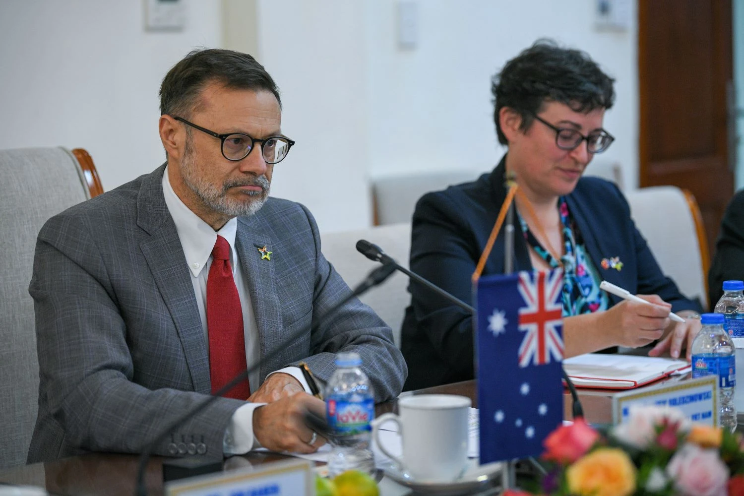 Ngài Andrew Goledzinowski, Đại sứ Australia tại Việt Nam phát biểu tại buổi tiếp.