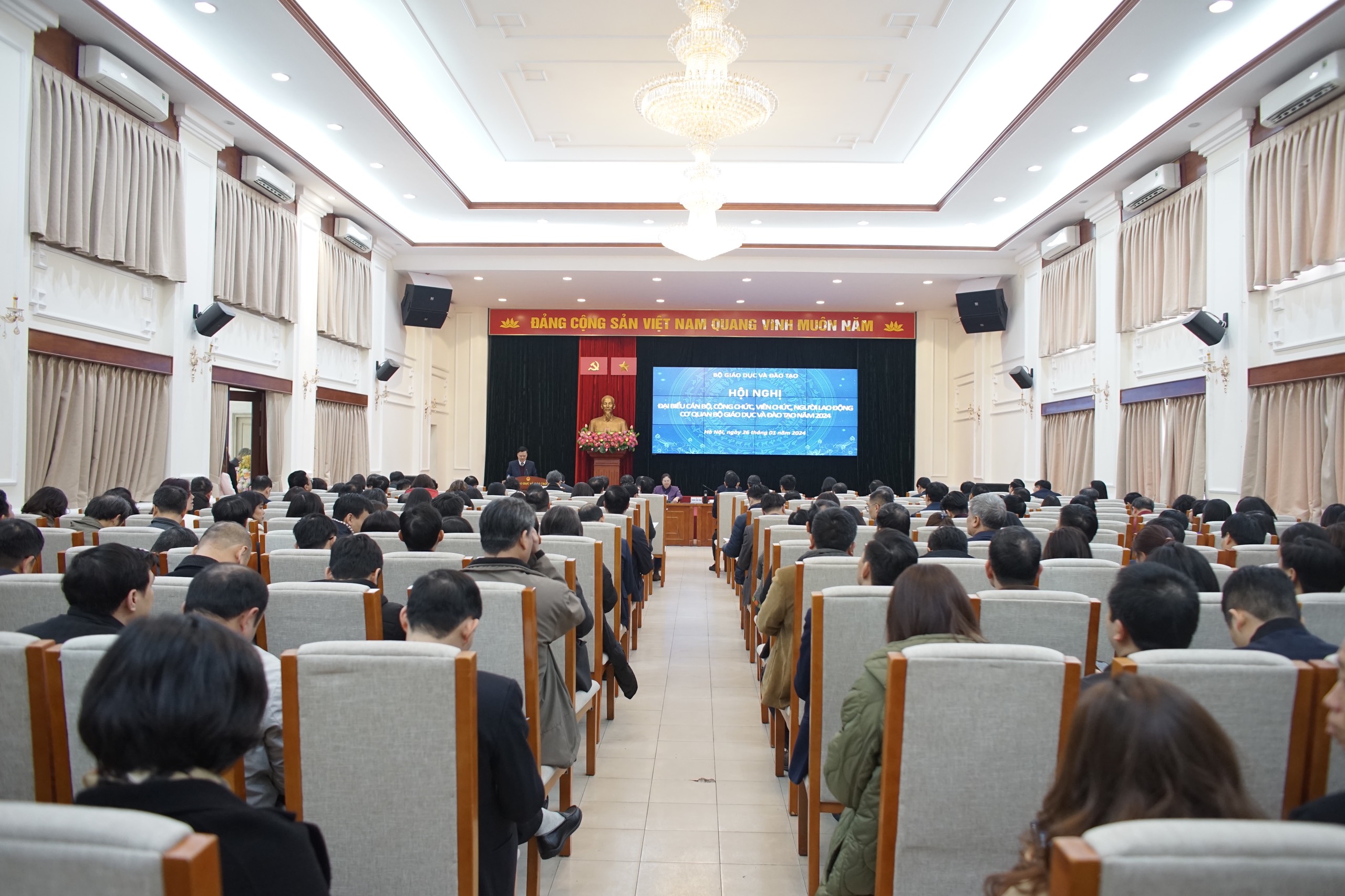 Hội nghị đại biểu cán bộ công chức, viên chức, người lao động cơ quan Bộ GD&ĐT năm 2024. Hội nghị đại biểu cán bộ công chức, viên chức, người lao động cơ quan Bộ GD&ĐT năm 2024.
