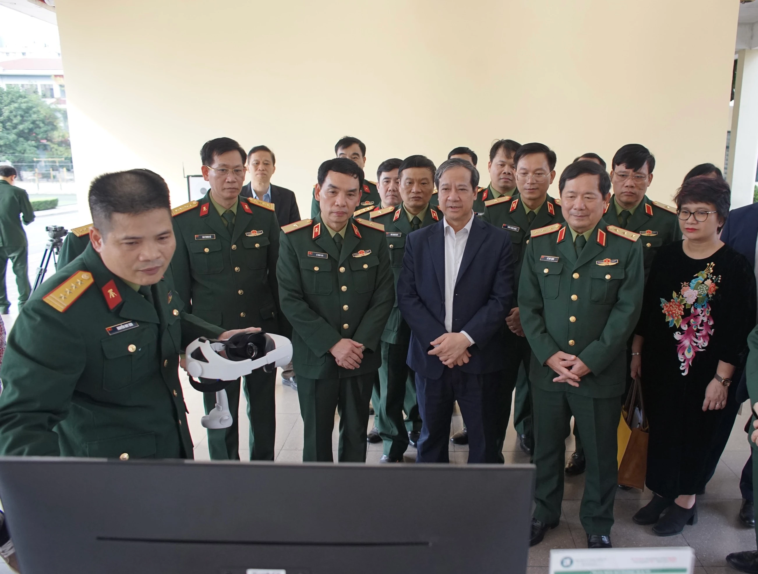 Học viện Kỹ thuật quân sự đẩy mạnh ứng dụng CNTT trong tổ chức và quản lý đào tạo, thực hiện chuyển đổi số trong giáo dục-đào tạo.