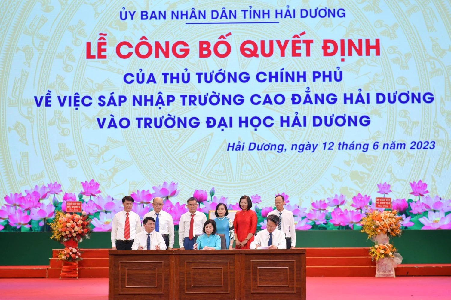 Ký kết hợp tác giữa Trường ĐH Hải Dương, ĐH Bách khoa Hà Nội và Ban Quản lý Các khu công nghiệp tỉnh.