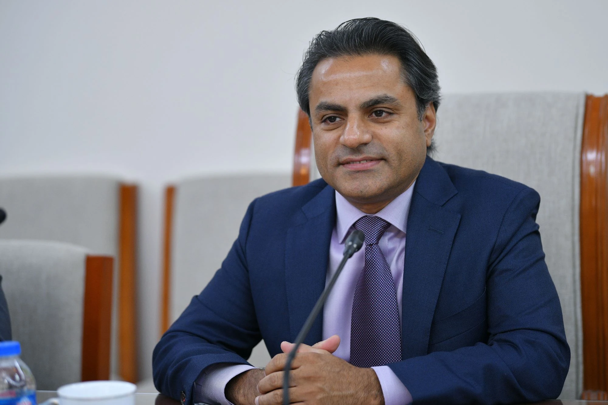 Ông Rohit Sharma, Phó Chủ tịch Viện Khảo thí Giáo dục Hoa Kỳ phát biểu tại buổi làm việc.