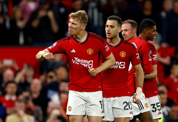 Chùm ảnh Hojlund thắp hy vọng Man Utd dự Cup châu Âu 