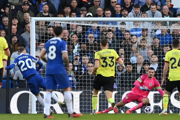 Chelsea hòa như thua, HLV Pochettino ‘nổi điên’ 