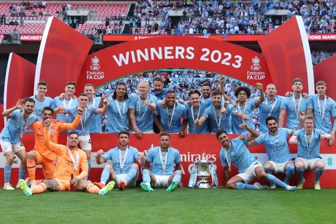 Giành vé vào bán kết FA Cup, Man City lại mơ về ‘cú ăn ba’ vĩ đại 