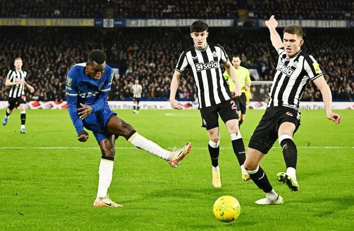 Chelsea trả giá cực đắt cho chiến thắng trước Newcastle 