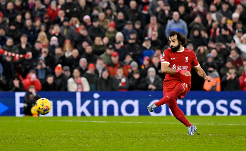 Salah rực sáng, Liverpool thắng đậm Newcastle ngày đầu năm mới 