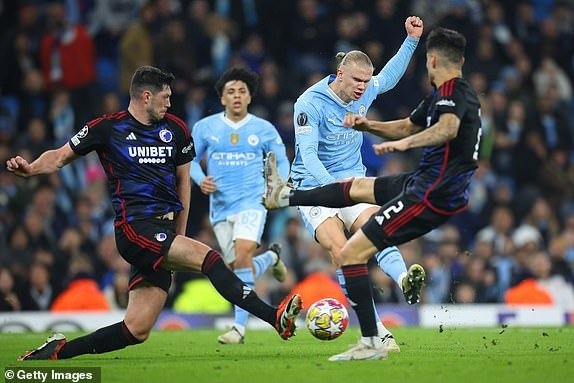 Chùm ảnh: Man City, Real Madrid vào tứ kết Champions League 