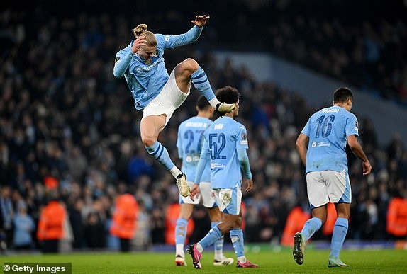 Chùm ảnh: Man City, Real Madrid vào tứ kết Champions League 