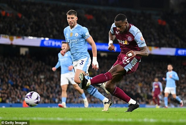 Đè bẹp Aston Villa, Man City tiếp tục cuộc đua kịch tính ở Ngoại hạng Anh 