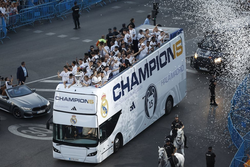 Cảnh tượng ngoạn mục mừng chức vô địch Champions League của Real Madrid