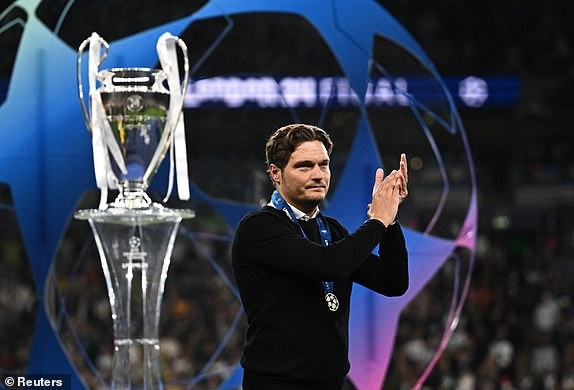 Chùm ảnh: Real Madrid ăn mừng cuồng nhiệt chức vô địch Champions League thứ 15