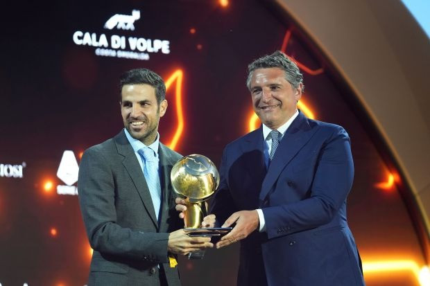 Chùm ảnh: Choáng ngợp lễ trao giải Globe Soccer Awards 