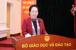 GS.TS Nguyễn Thị Doan nêu nhiều giải pháp nhằm tăng cường hiệu quả công tác phối hợp gia đình - nhà trường - xã hội.