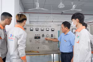 Sớm giải quyết thiếu hụt nhân lực kỹ thuật cho các công trình trọng điểm