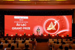 Lễ công bố Giải thưởng Âu Lạc Grand Prize.
