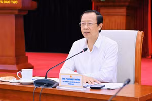 Thứ trưởng Bộ GD&ĐT Phạm Ngọc Thưởng.