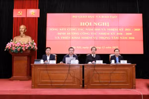 Nóng trong tuần: 10 kết quả GD-ĐT nổi bật; ngành Giáo dục tổng kết nhiệm kỳ 5 năm