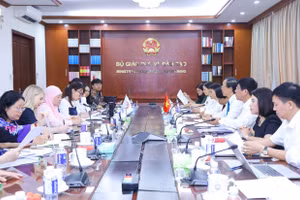 Quang cảnh buổi đối thoại cấp cao giữa Bộ GD&ĐT và Ban Thư ký SEAMEO.