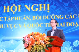 Thứ trưởng Thường trực Phạm Ngọc Thưởng phát biểu tại hội nghị.