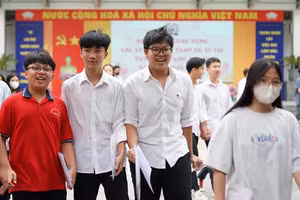 Thí sinh Hà Nội trong kỳ thi vào lớp 10 năm học 2024-2025. Ảnh: Xuân Phú.