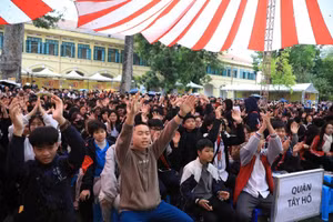 Học sinh Hà Nội dự Ngày hội tự tin vào lớp 10 năm học 2025-2026 sáng 23/2.