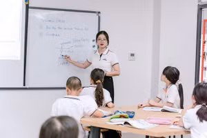 Giờ học tại Phenikaa School.