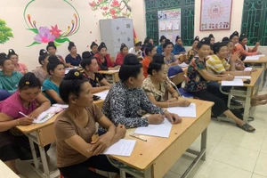 Hình ảnh một lớp xóa mù tại Điện Biên. Nguồn ảnh: https://dienbien.edu.vn.