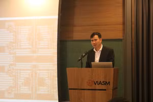 Thứ trưởng Bộ Khoa học và Công nghệ Bùi Thế Duy phát biểu tại hội thảo.