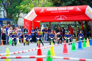 Sân thi đấu BMS Little Riders Cup tại BMS Kiddy Hà Nội - Trường Mầm non Ban Mai.