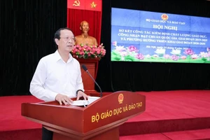 Thứ trưởng Thường trực Phạm Ngọc Thưởng phát biểu tại hội nghị.