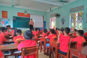 Giờ học tại Trường Tiểu học thị trấn Hạ Hòa (Phú Thọ).