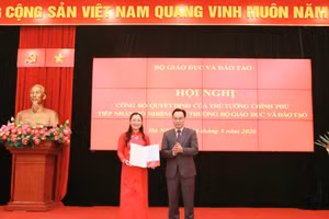 Bộ GD&ĐT công bố quyết định tiếp nhận, bổ nhiệm Thứ trưởng Nguyễn Thị Quyên Thanh