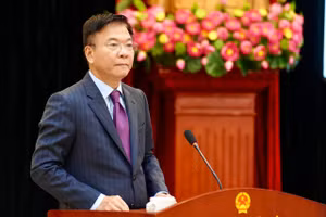 Phó Thủ tướng Lê Thành Long phát biểu tại hội thảo.