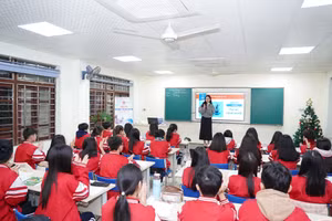 Giờ học tại Trường THCS & THPT Sư phạm (thuộc Trường ĐHSP Hà Nội 2).