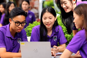 Sinh viên Trường ĐH Giáo dục, ĐH Quốc gia Hà Nội.