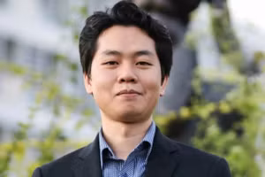 TS Nguyễn Phi Hùng.