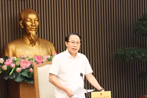 Phó Thủ tướng Lê Tiến Châu chủ trì cuộc họp. Ảnh: VGP/Minh Ngọc.