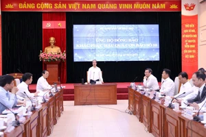 Bộ trưởng Bộ GD&ĐT Nguyễn Kim Sơn phát biểu tại lễ phát động ngành Giáo dục ủng hộ đồng bào bị thiệt hại bởi Bão số 10.