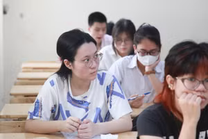 Bộ GD&ĐT lưu ý thí sinh khi đăng ký dự thi tốt nghiệp THPT năm 2025