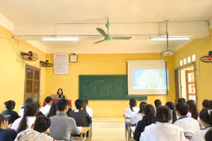 Giờ học tại Trường THPT Lam Kinh (Thanh Hóa).